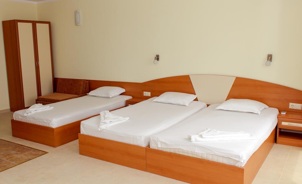 Hostel Malibu Sunny Beach Kamer foto